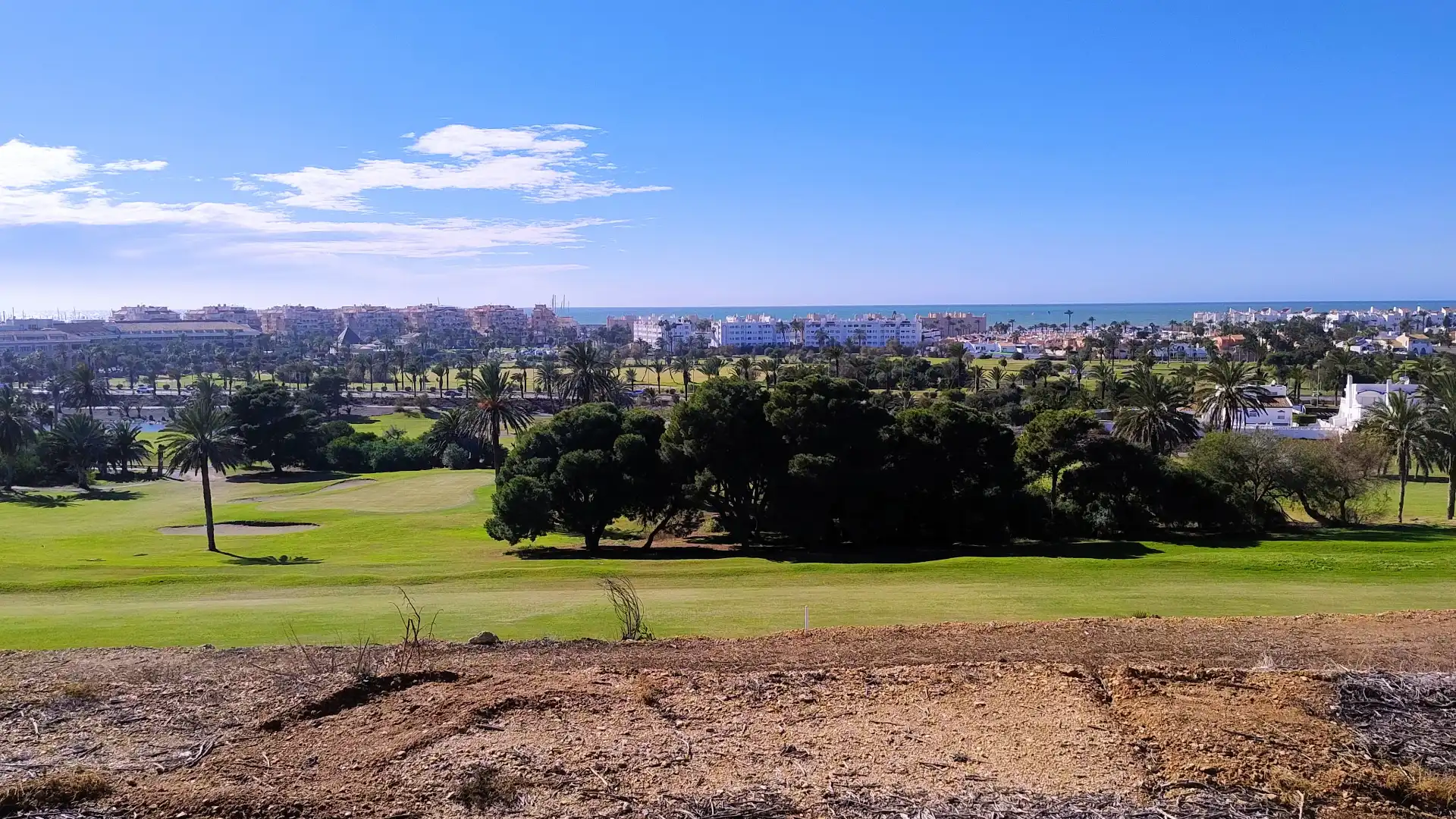 Vista exterior de Piso en venta en El Ejido con Aire acondicionado, Terraza y Trastero