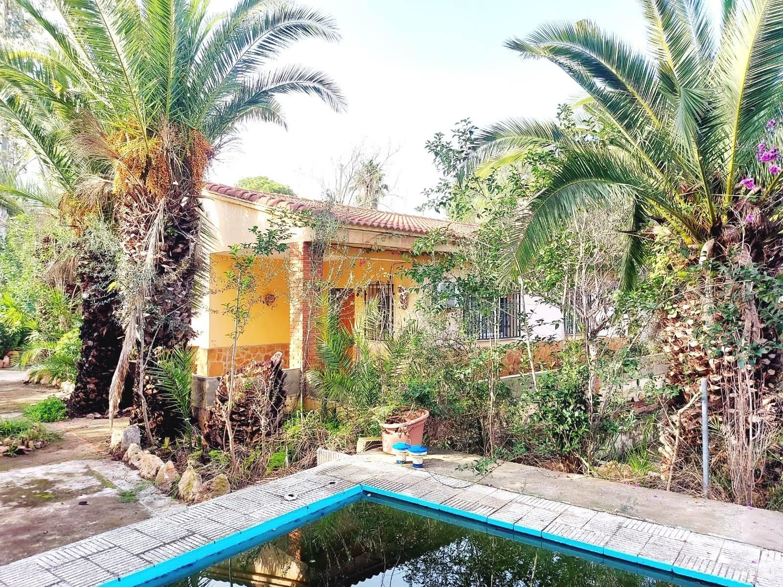 Houses for sale in Urbanizaciones