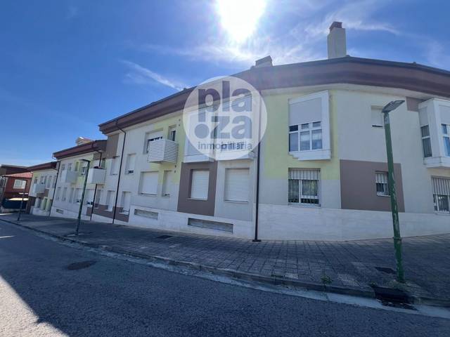 Piso en Venta en Abedul (Villafria) en Villafría - La Ventilla - Castañares