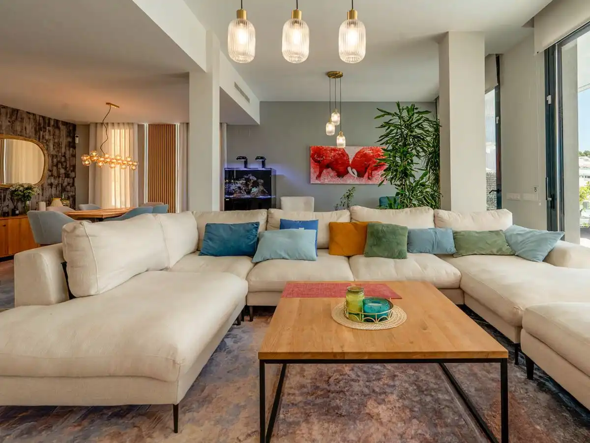 Chalet con piscina en venta en Golf Bahía, imagen 11
