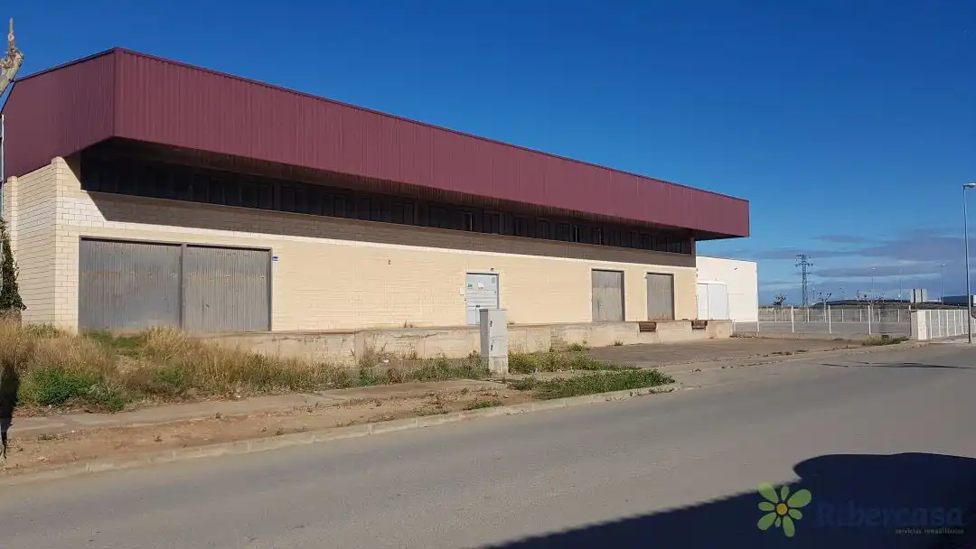 Nau industrial en venda a Cintruénigo
