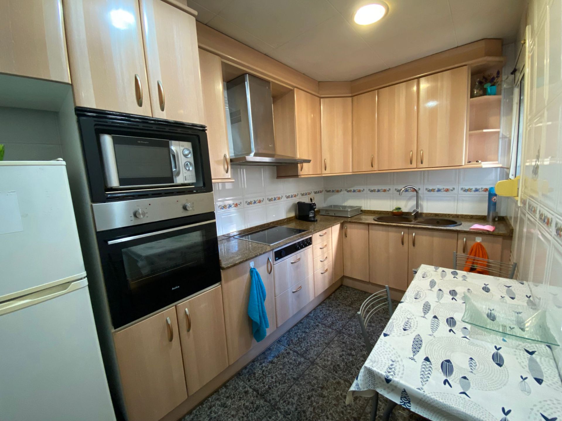 Cuina de Apartament en venda en Blanes amb Calefacció, Moblat i Forn