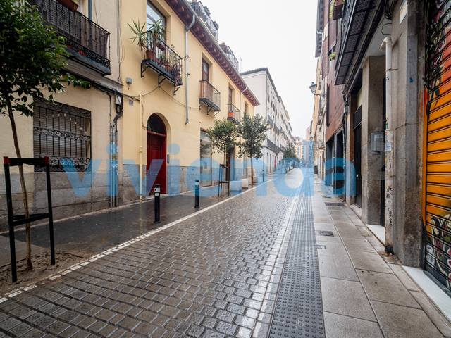 Local comercial en Venta en Calle de San Vicente Ferrer en Universidad - Malasaña