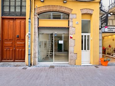 Business premises to rent in Carrer dels Tints 18