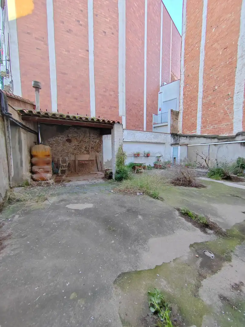 Gebäude zum Verkauf in Molins de Rei