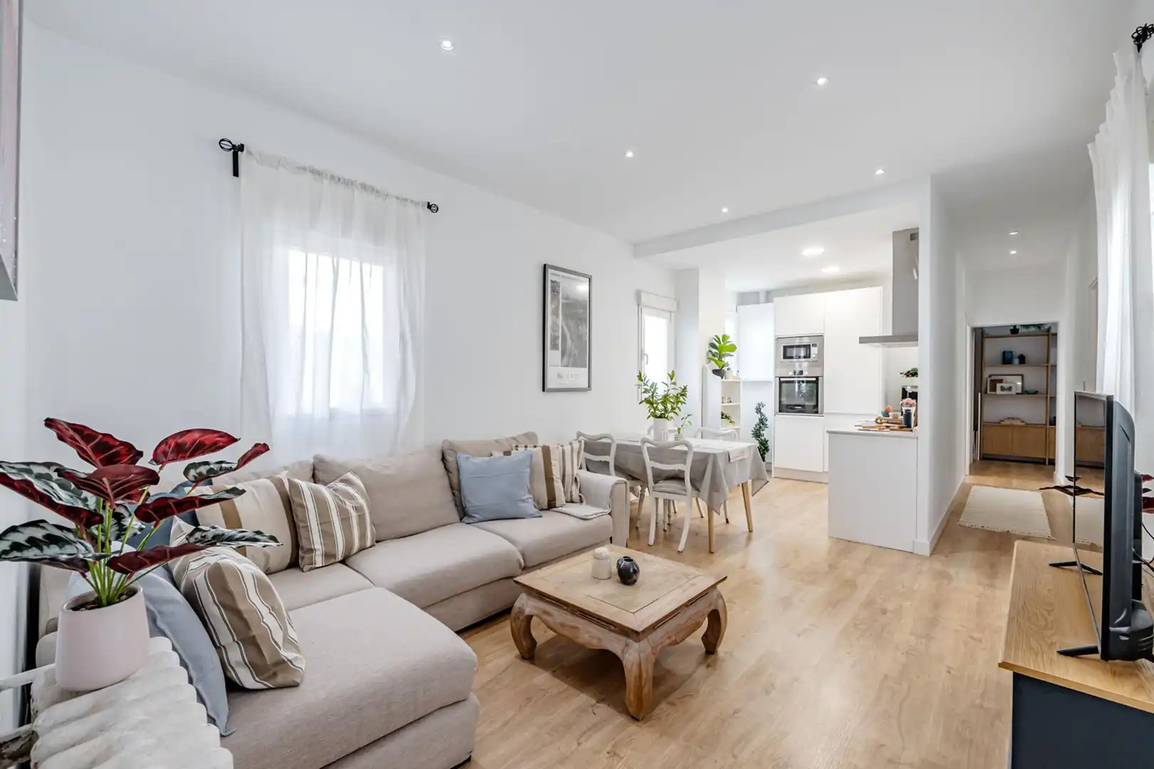 Living room of Flat for sale in Madrid  with Heating