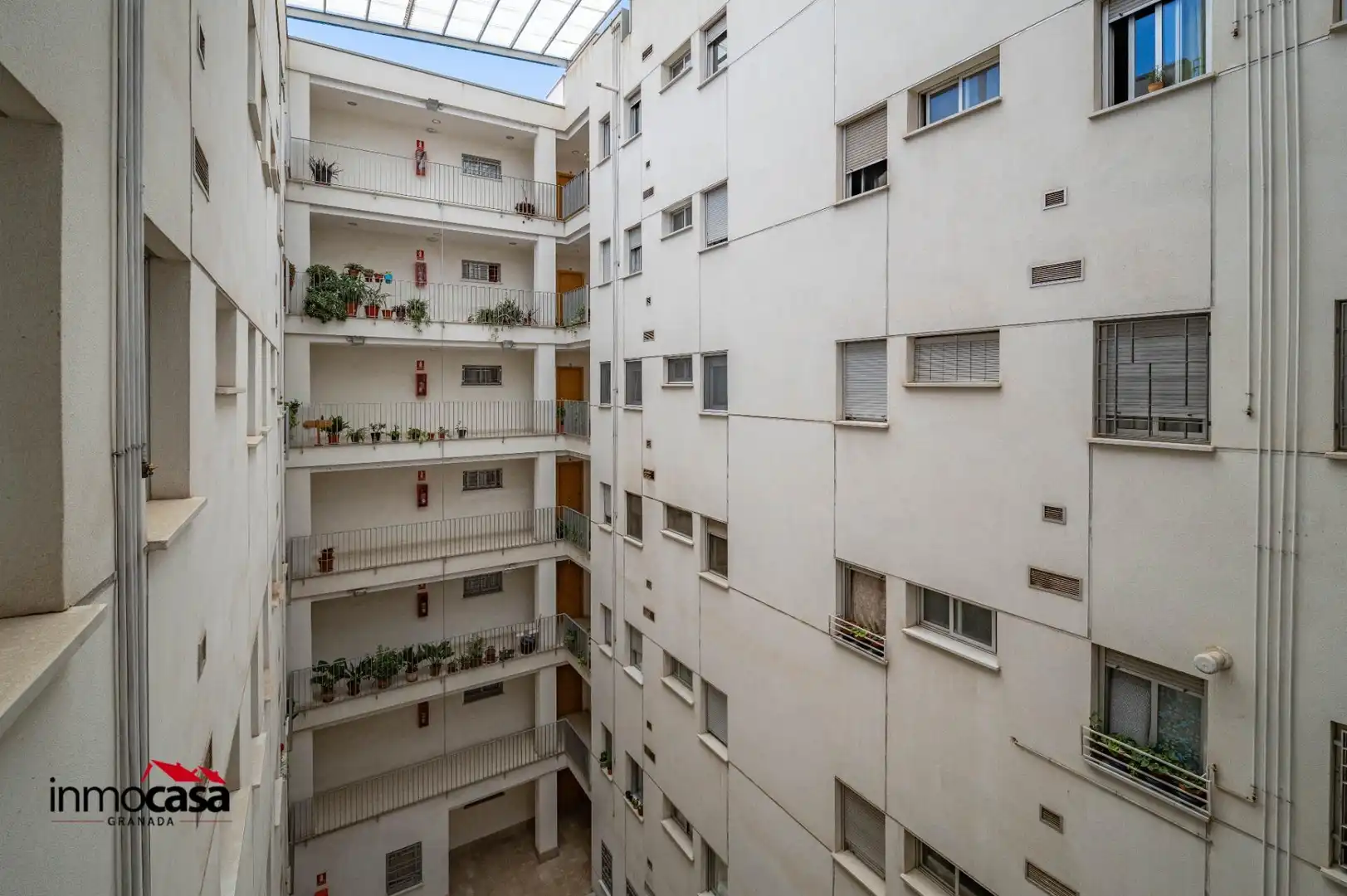 Vista exterior de Piso en venta en Granada