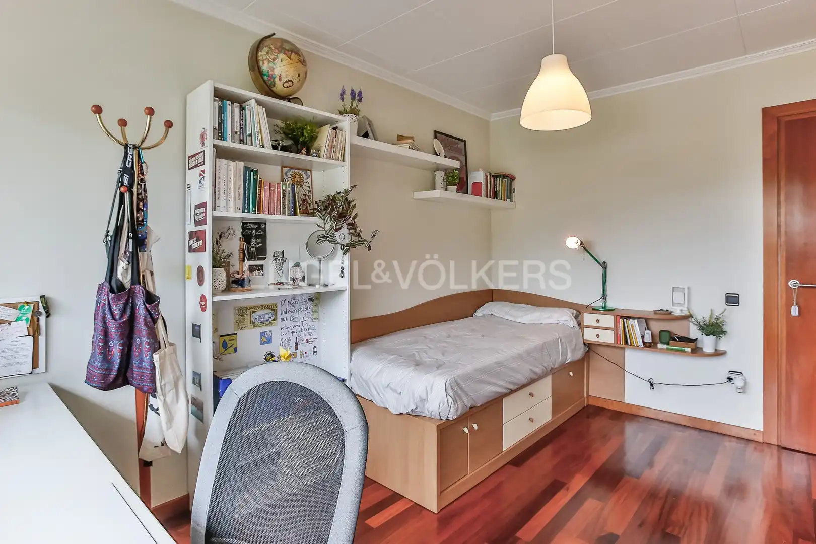 Habitación de Casa o chalet en venta en Santa Coloma de Cervelló con Calefacción, Jardín privado y Parquet