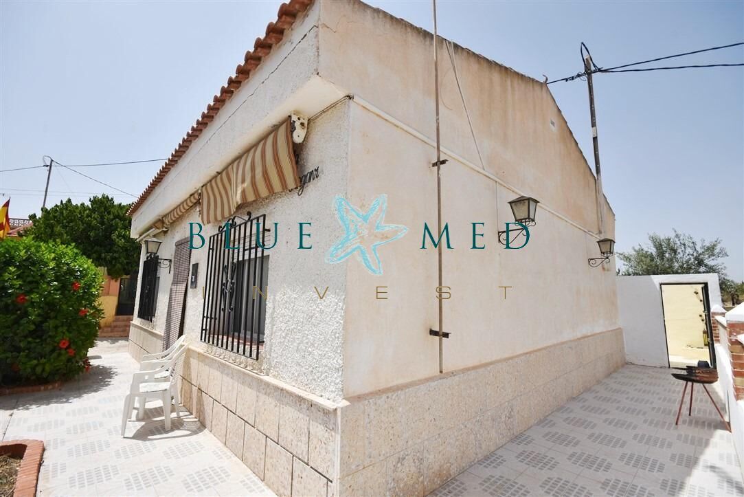 Vista exterior de Casa o xalet en venda en Cartagena amb Jardí privat i Terrassa