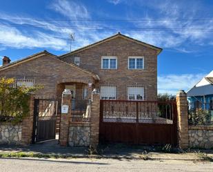 Exterior view of House or chalet for sale in Torrejón del Rey