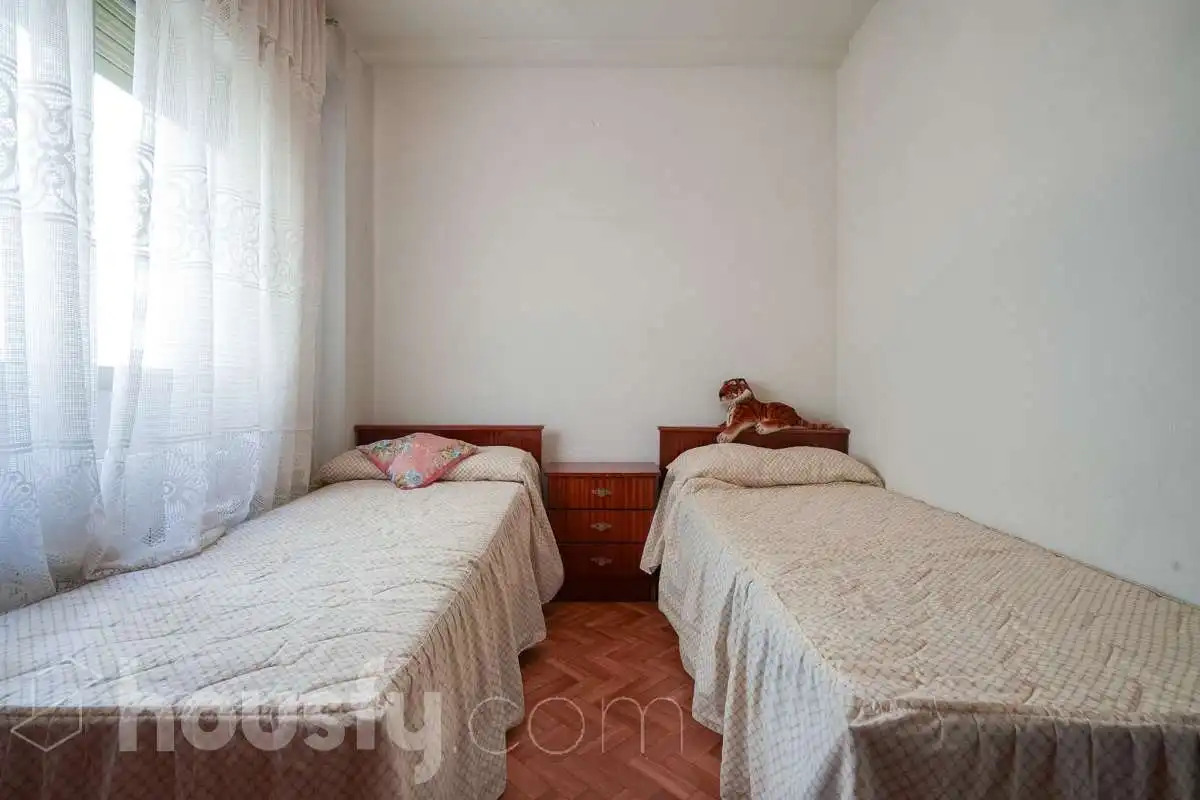 Habitación de Piso en venta en Leganés con Calefacción y Terraza