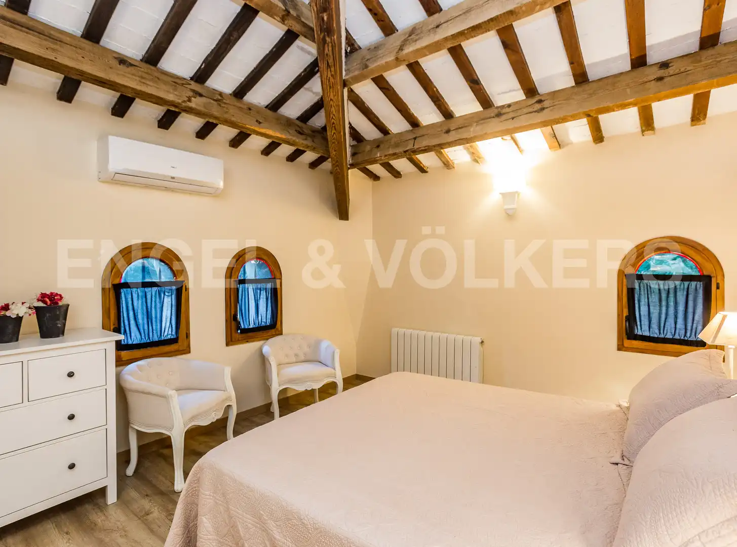 Bedroom of Country homes for sale in Llinars del Vallès  with Air Conditioner, Heating and Private garden