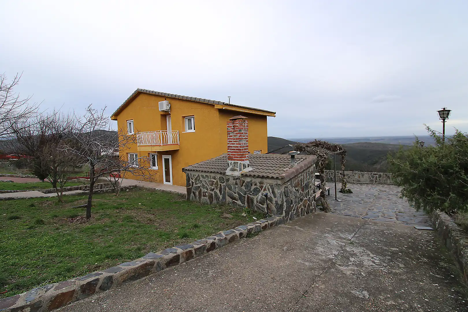 Exterior view of Houses for sale in Torremocha de Jarama  with Air Conditioner, Heating and Private garden