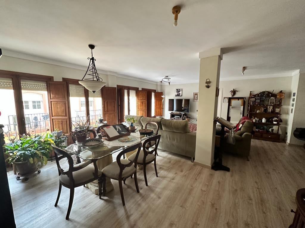 Menjador de Pis en venda en Algeciras amb Aire condicionat, Parquet i Terrassa