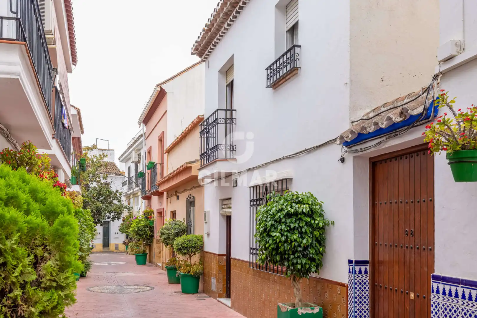 Vista exterior de Casa adosada en venda en Estepona
