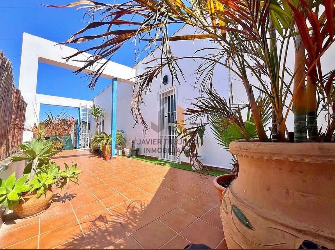 Vista exterior de Dúplex en venda en Vélez-Málaga amb Aire condicionat, Calefacció i Terrassa