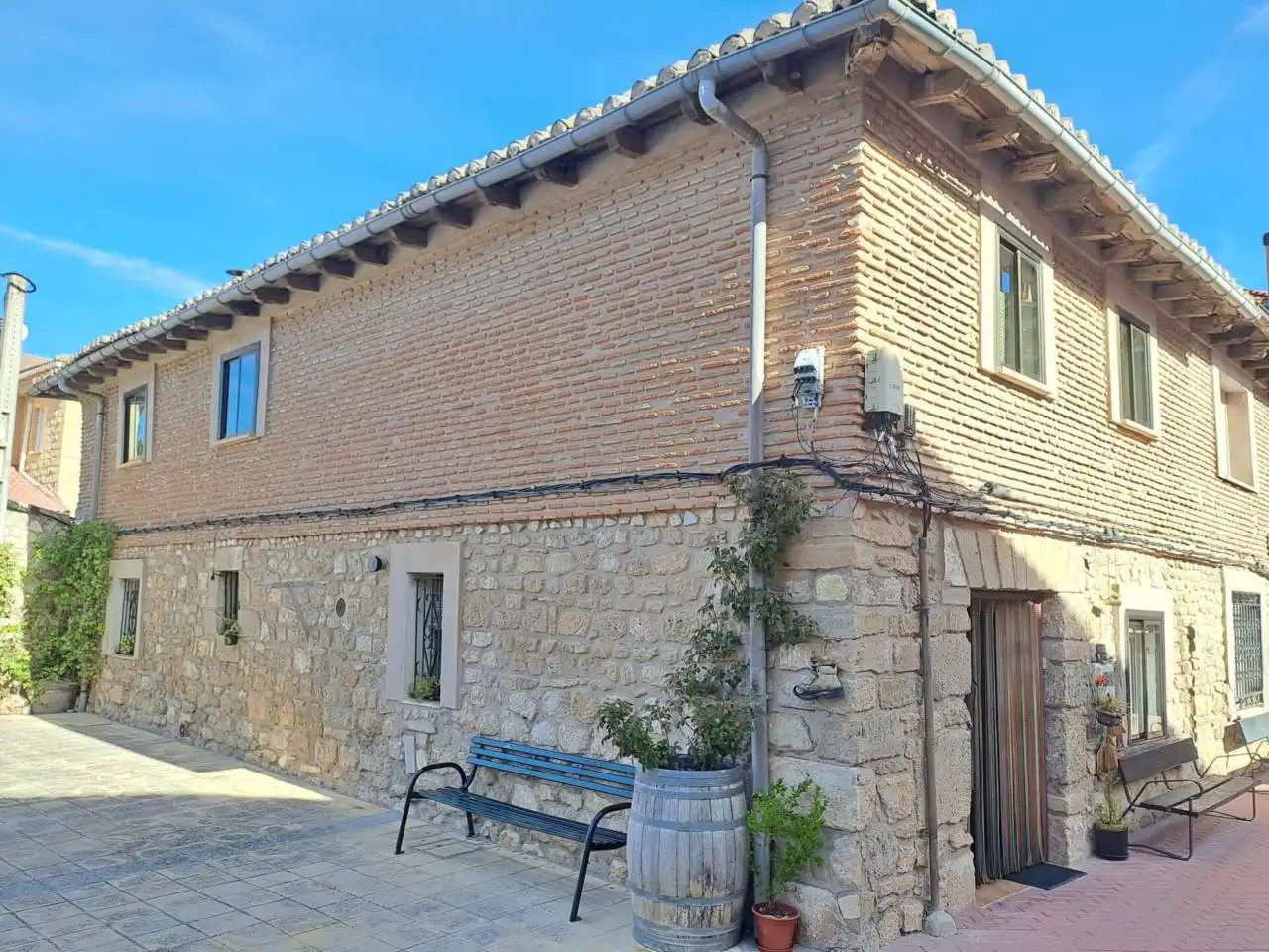Adossat amb jardí en venda a Calle Quintanillas