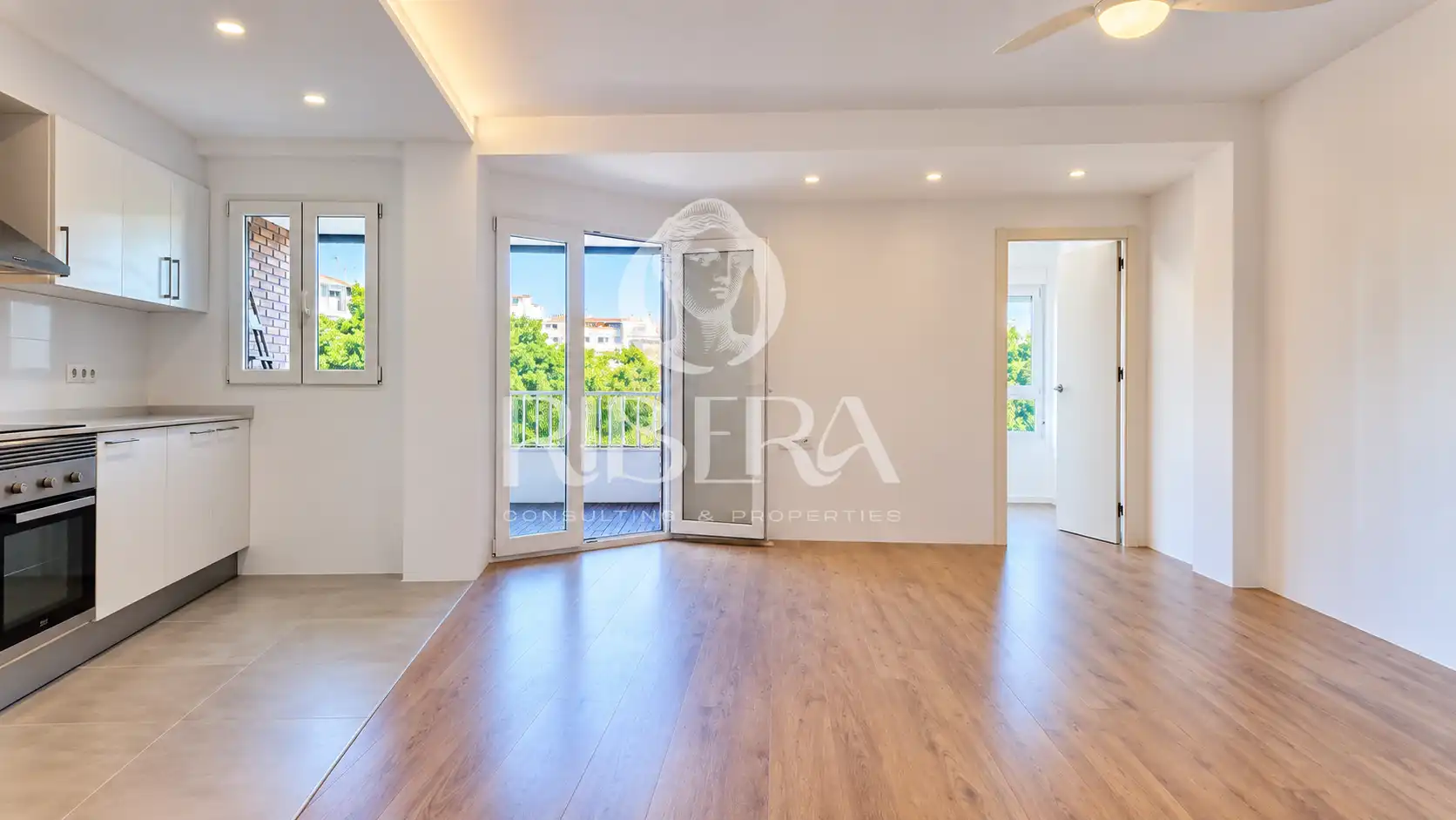 Bedroom of Flat for rent in Valencia  with Air Conditioner, Terrace and Pets allowed