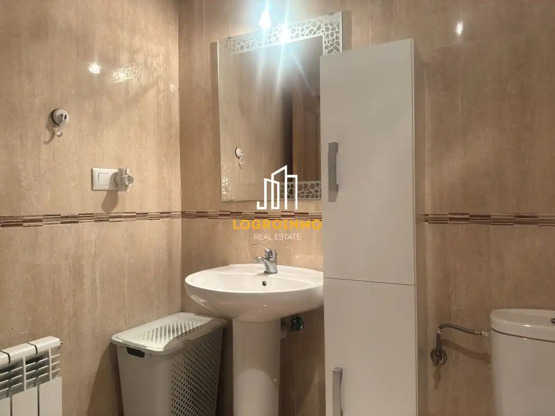 Bathroom of Flat for sale in Murillo de Río Leza, La Rioja