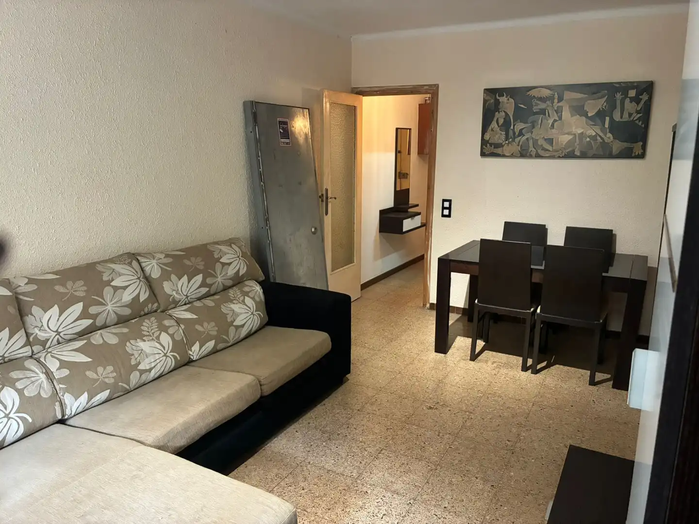 Sala d'estar de Pis en venda en Barcelona amb Balcó