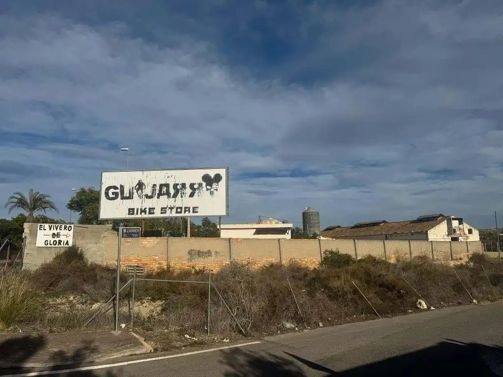Vista exterior de Nau industrial en venda en San Vicente del Raspeig / Sant Vicent del Raspeig