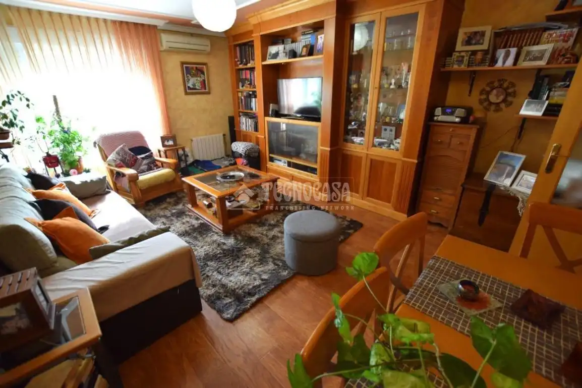 Piso en venta en Loranca