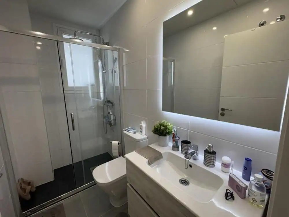 Bany de Apartament de lloguer en Marbella amb Aire condicionat, Terrassa i Traster