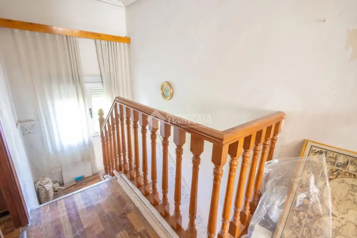 Casa aparellada en venda a Girón, imagen 9