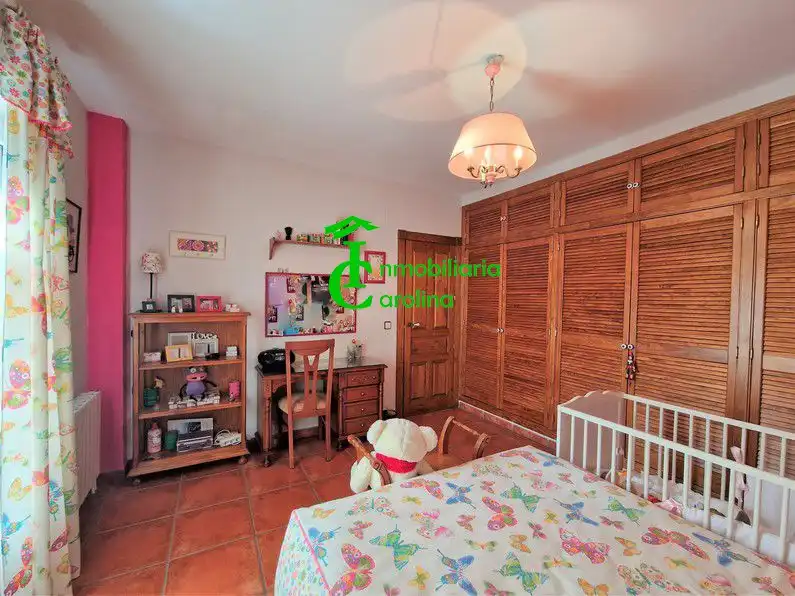 Garden of Houses for sale in La Carolina  with Air Conditioner, Heating and Private garden