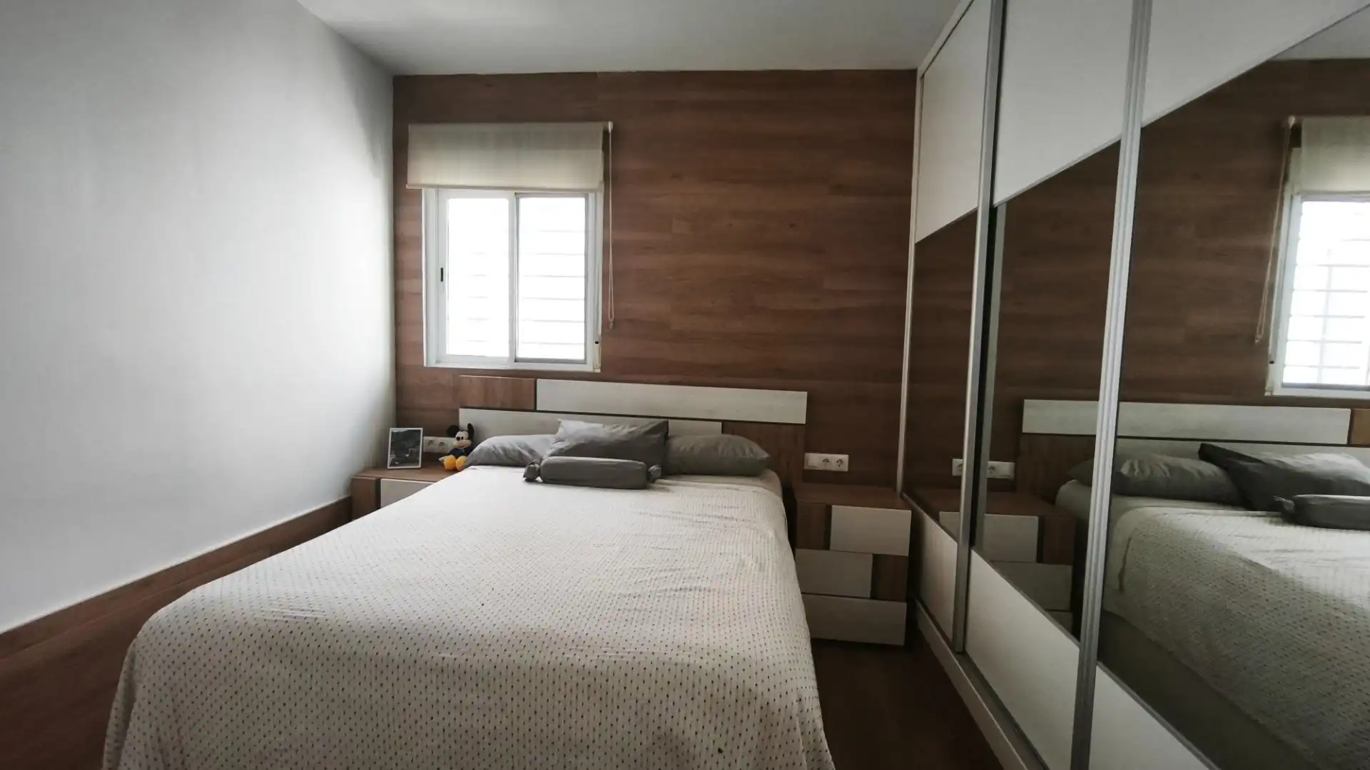 Bedroom of Detached homes for sale in Málaga  with Air Conditioner and Terrace