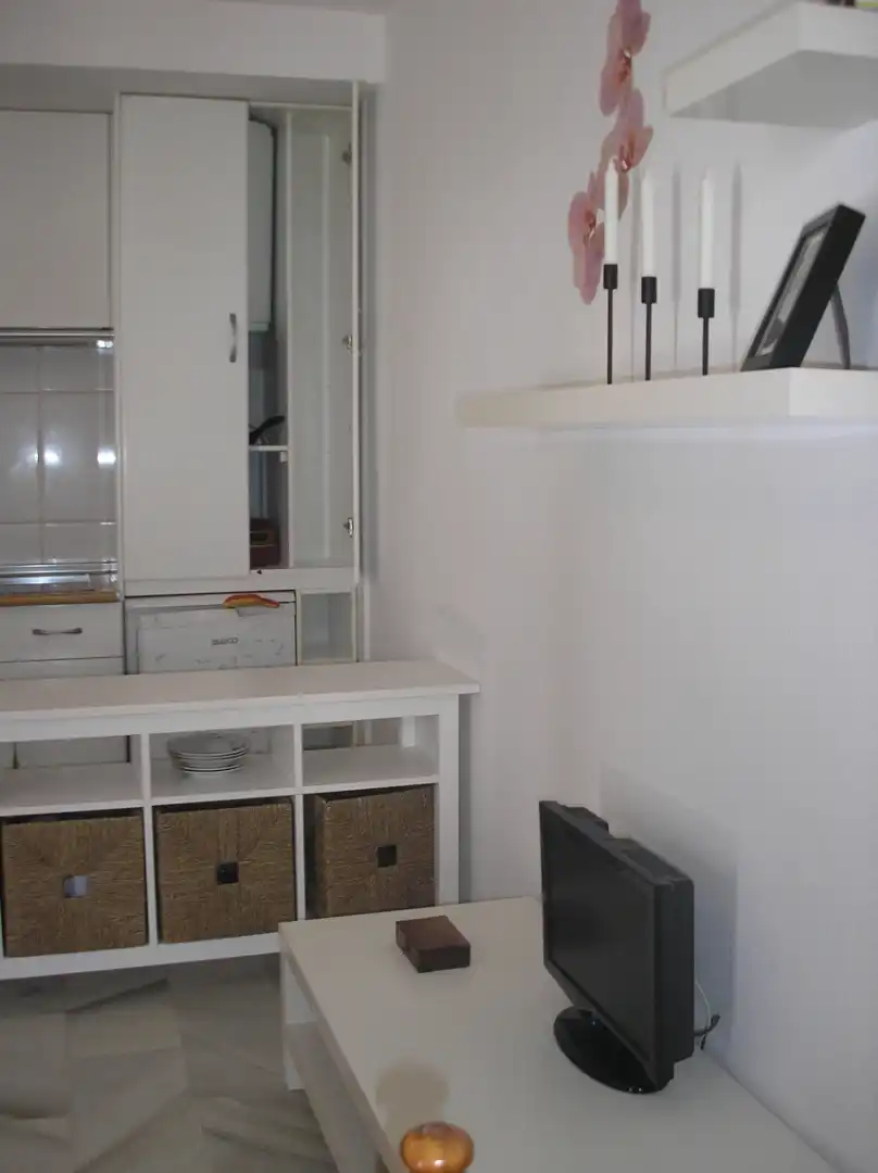 Dormitori de Apartament en venda en Manilva amb Aire condicionat, Terrassa i Moblat