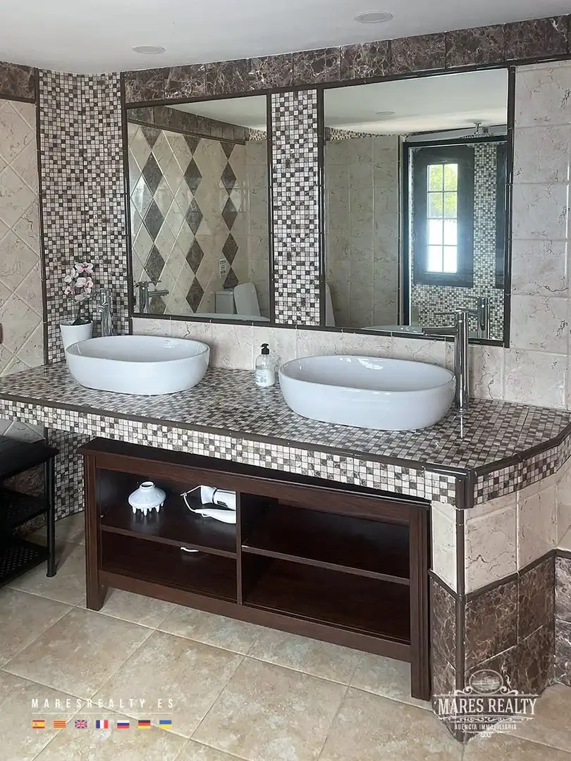 Baño de Casa o chalet en venta en Lloret de Mar con Calefacción, Jardín privado y Piscina
