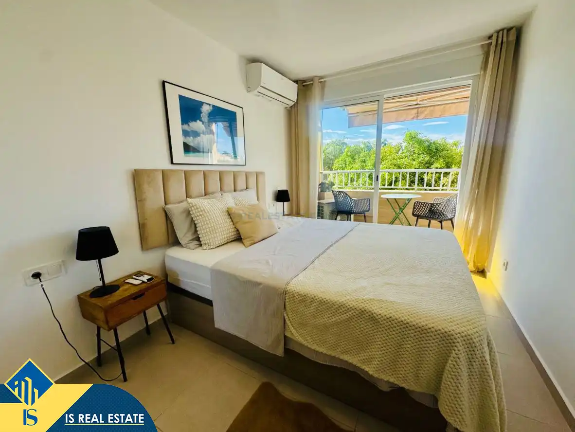 Apartament amb ascensor en venda a Calle de Orihuela 66