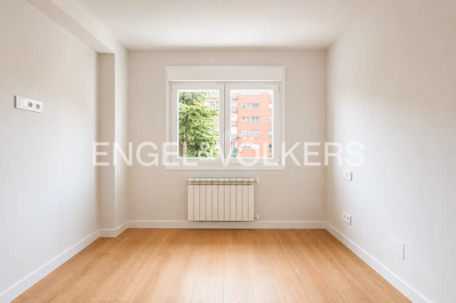 Habitación de Piso en venta en Madrid con Aire acondicionado y Calefacción