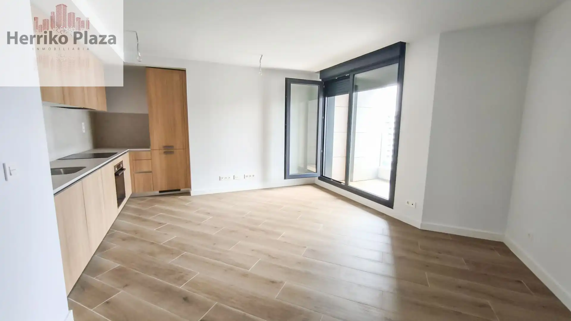 Sala d'estar de Pis en venda en Barakaldo  amb Calefacció i Traster