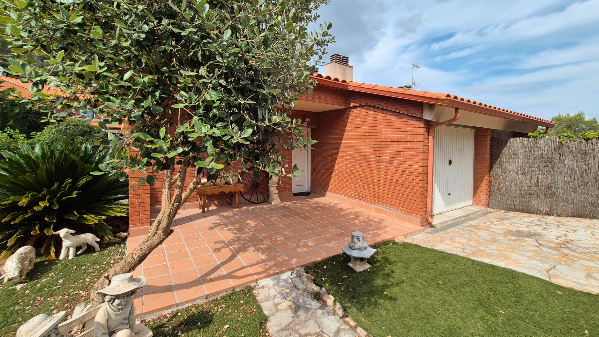 Garden of Single-family semi-detached for sale in Corbera de Llobregat  with Private garden and Balcony
