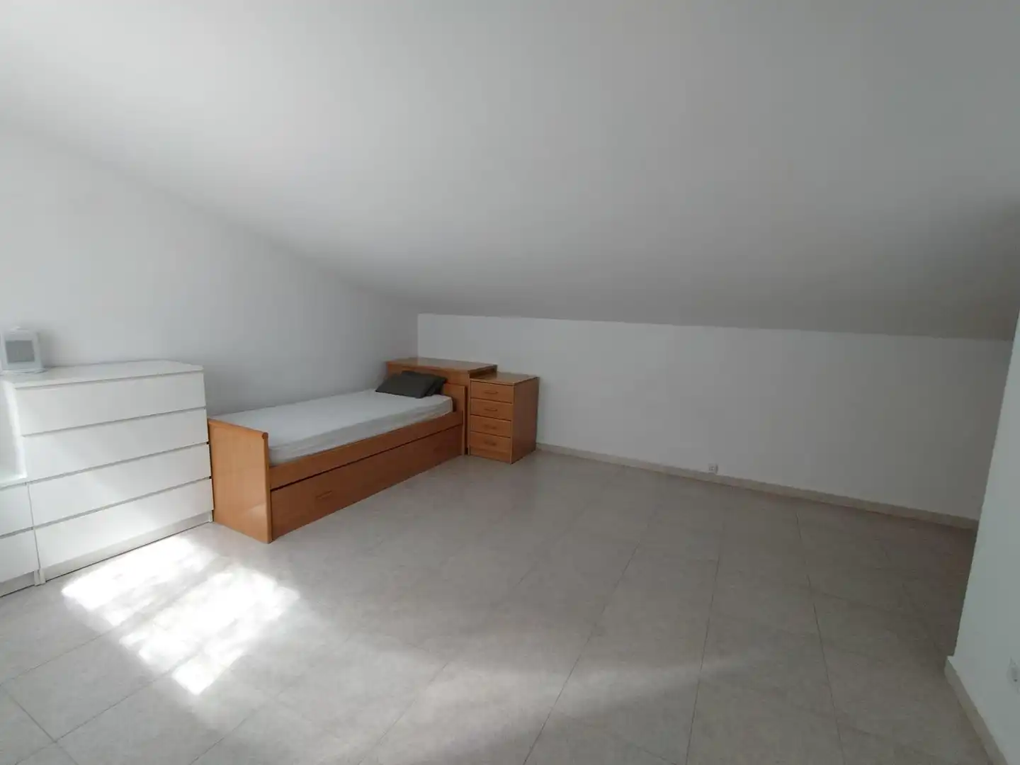 Dormitori de Casa o xalet en venda en Pineda de Mar amb Aire condicionat, Calefacció i Jardí privat