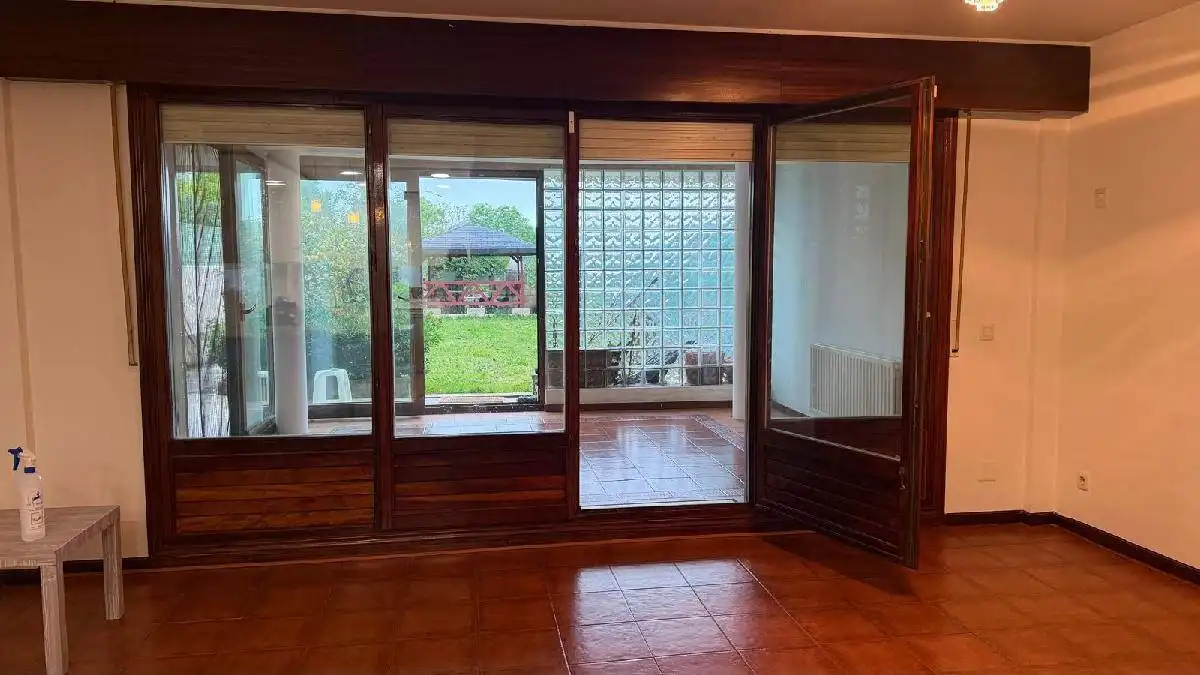 Casa o xalet en venda en Castro-Urdiales amb Calefacció, Jardí privat i Terrassa