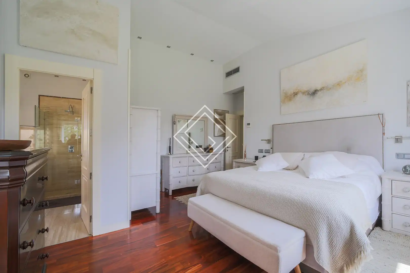 Habitación de Casa o chalet en venta en Algete con Aire acondicionado, Calefacción y Jardín privado