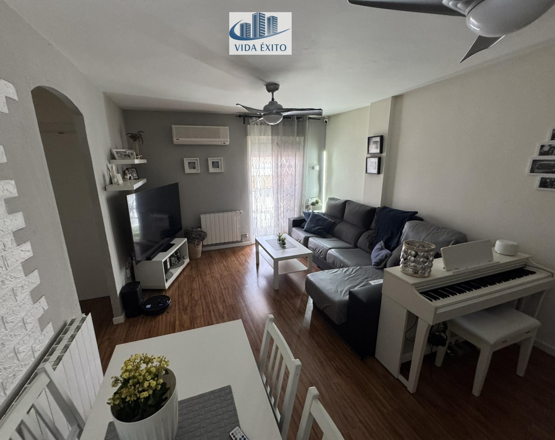 Sala de estar de Piso en venta en  Jaén Capital con Aire acondicionado, Calefacción y Balcón
