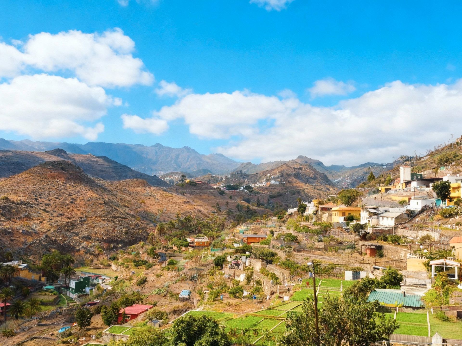 Exterior view of Single-family semi-detached for sale in Telde  with Air Conditioner, Terrace and Storage room