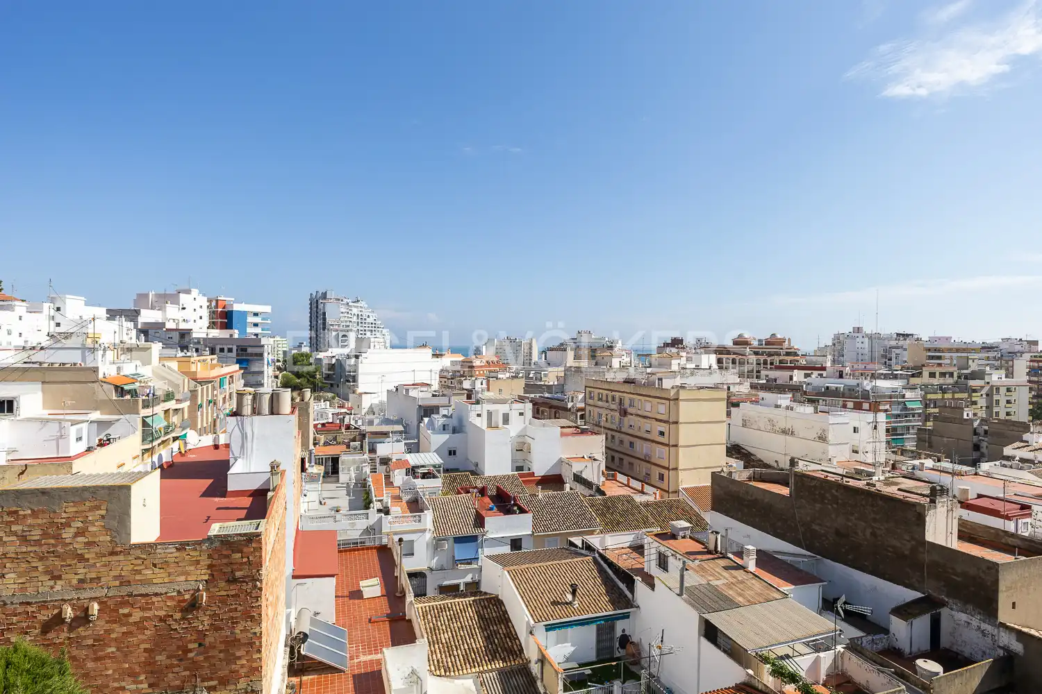 Vista exterior de Casa o xalet en venda en Cullera amb Aire condicionat, Calefacció i Jardí privat