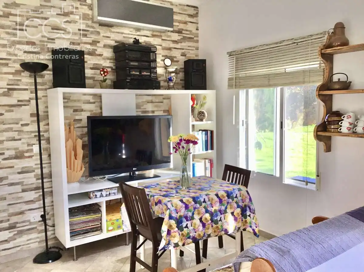 Sala d'estar de Casa o xalet en venda en Sevilla amb Aire condicionat, Traster i Piscina