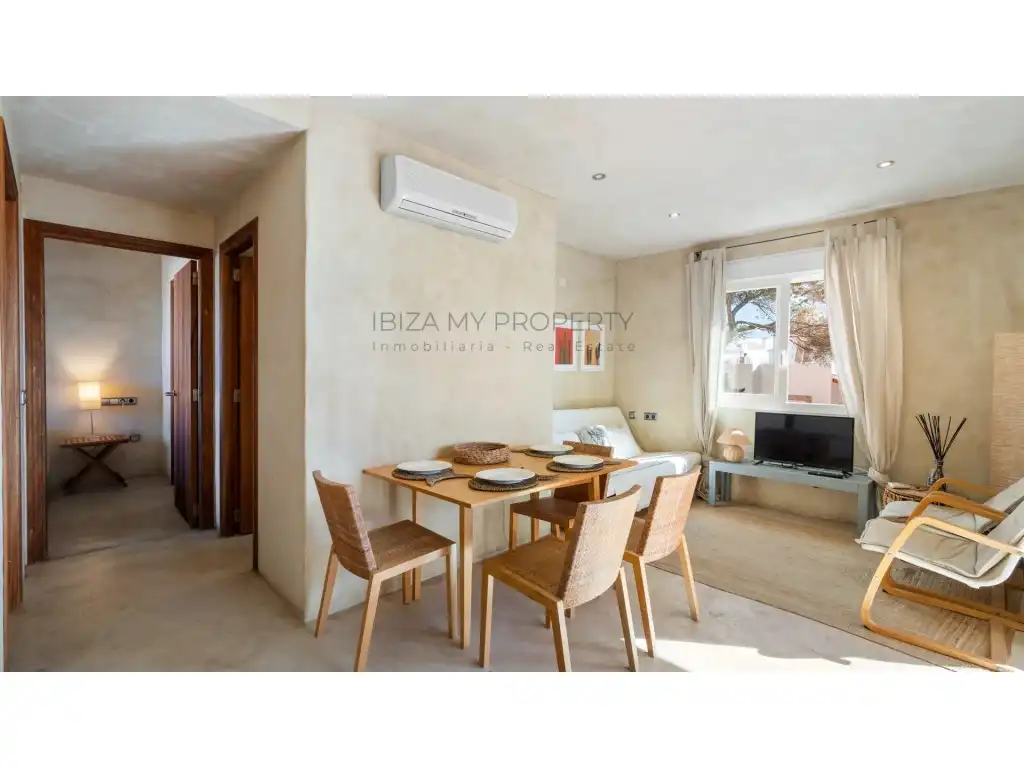 Menjador de Apartament en venda en Formentera amb Aire condicionat, Terrassa i Moblat