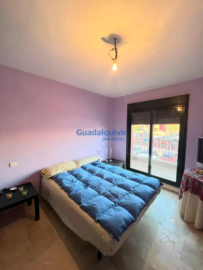 Dormitori de Casa adosada en venda en Alcalá de Guadaira amb Jardí privat, Terrassa i Traster