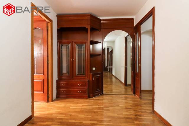 Piso en Venta en Calle Arroyo del Olivar en San Diego