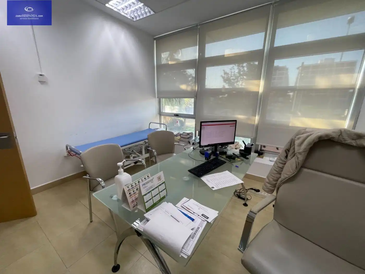 Local de lloguer en Cádiz amb Aire condicionat