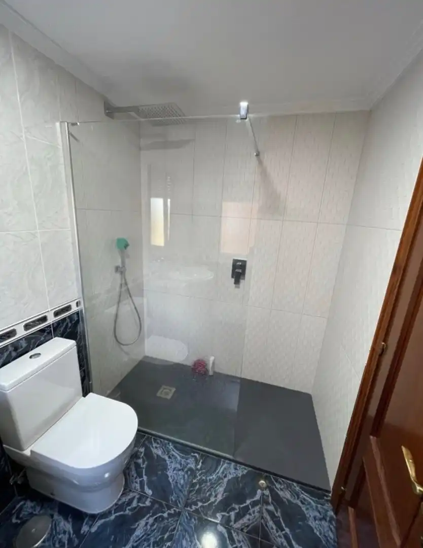 Baño de Ático en venta en A Estrada  con Terraza, Trastero y Amueblado