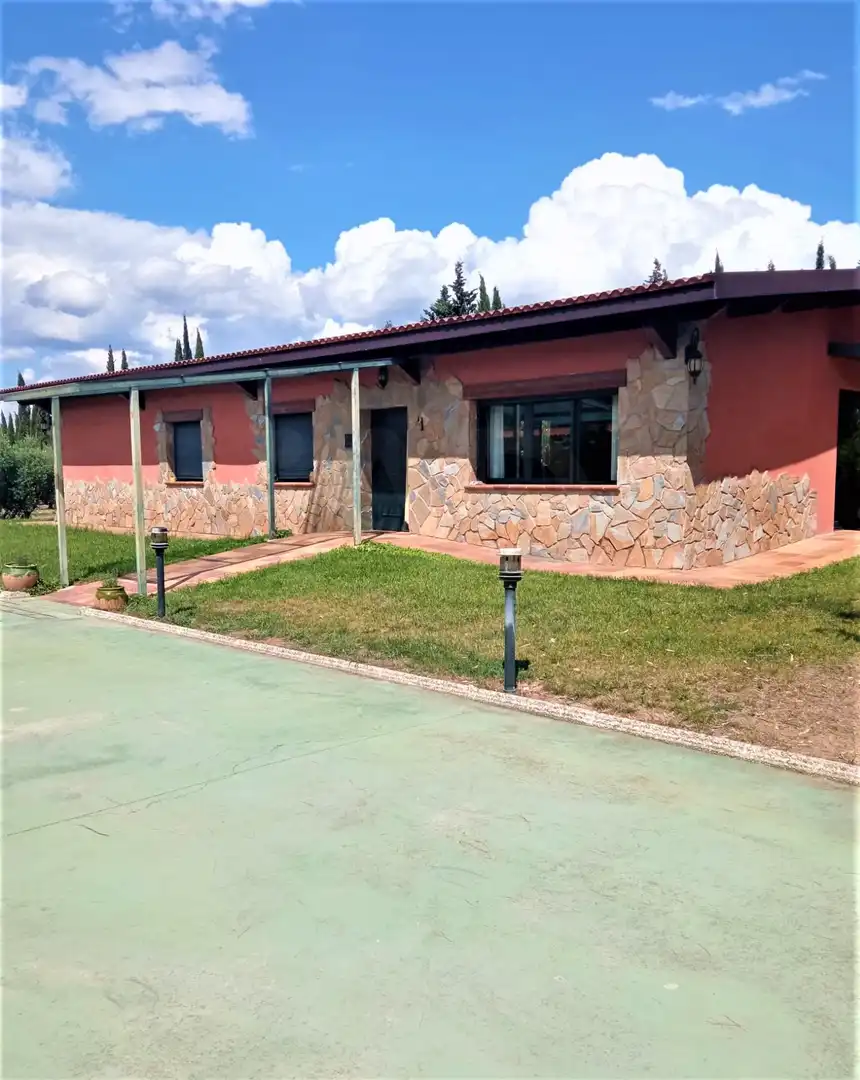 Exterior view of Houses for sale in Móra d'Ebre  with Air Conditioner, Heating and Swimming Pool
