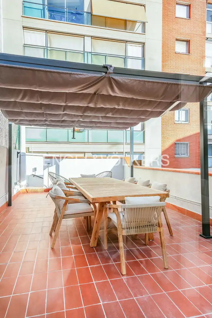 Terraza de Piso en venta en Barcelona con Aire acondicionado, Calefacción y Terraza